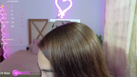 Snapshot of jenner_tay chatting on January 2025 02:53:02 PM jenner online show from January 2025 02:53:02 PM