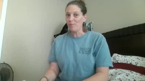 Snapshot of jennibean6996 chatting on July 2026 04:55:01 PM Jennibean6996 online show from July 2026 04:55:01 PM