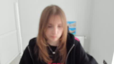 Snapshot of jenniestar chatting on April 2026 12:09:02 PM Karla online show from April 2026 12:09:02 PM
