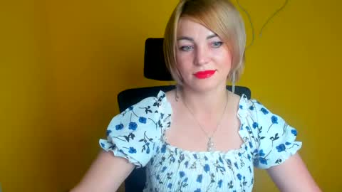 Snapshot of jennifer_cuttie chatting on July 2026 11:57:02 AM Jennifer online show from July 2026 11:57:02 AM