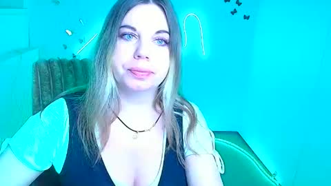 Jennifer online show from February 2026 06:44:02 AM