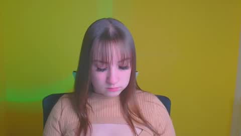 Snapshot of jennifer_xo_ chatting on December 2024 06:24:02 AM Jennifer online show from December 2024 06:24:02 AM