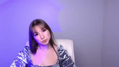 Snapshot of jennifer_xo_ chatting on December 2024 10:19:01 AM Jennifer online show from December 2024 10:19:01 AM
