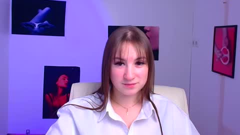Snapshot of jennifer_xo_ chatting on December 2024 10:01:01 AM Jennifer online show from December 2024 10:01:01 AM