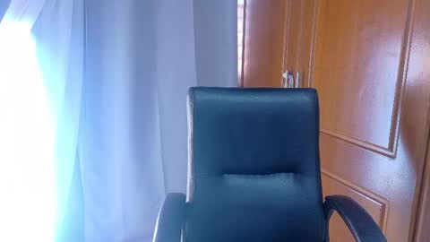 Snapshot of jennifervega1 chatting on April 2026 09:04:01 PM Jennifer vega online show from April 2026 09:04:01 PM
