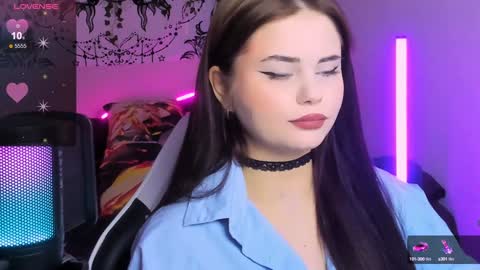 Jenni online show from December 2024 01:11:02 PM