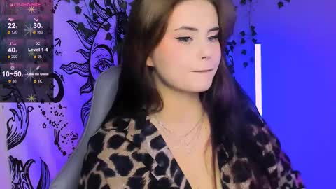 Jenni online show from February 2025 07:07:01 PM