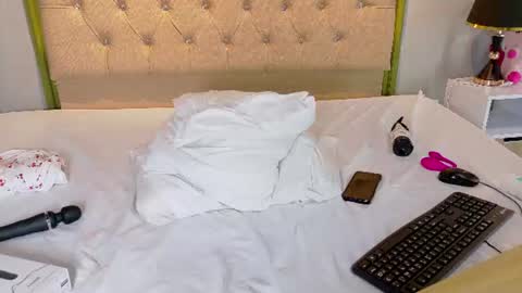Snapshot of jenny__lawrence chatting on July 2026 12:06:02 AM jenny__lawrence online show from July 2026 12:06:02 AM