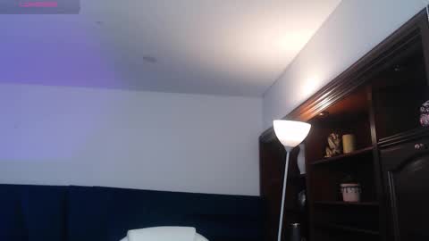 Jenny  online show from December 2025 12:46:02 PM