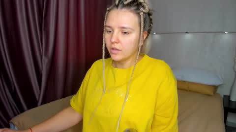 Jenny online show from October 2025 09:19:01 AM