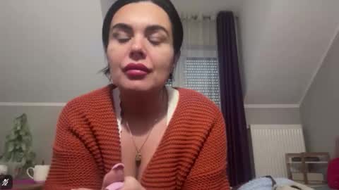 Jenny online show from December 2025 09:03:01 AM