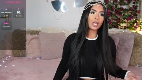 Snapshot of jenny_roberts96 chatting on January 2025 08:09:01 PM Jenny Roberts online show from January 2025 08:09:01 PM