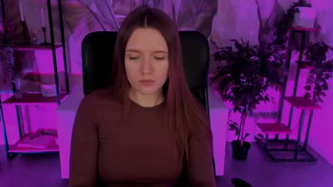 Snapshot of jennydens chatting on December 2024 05:37:02 AM Jenny NO Nude online show from December 2024 05:37:02 AM