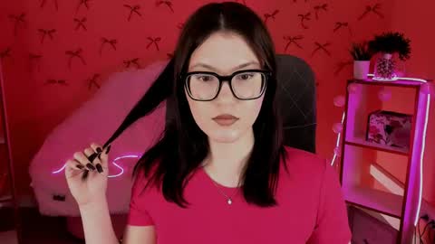 Snapshot of jennygibson chatting on April 2026 12:29:02 PM JENNY online show from April 2026 12:29:02 PM
