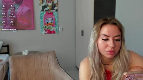 Snapshot of jeremayalove chatting on March 2025 10:59:02 AM Hi hi We are Jessie and Betti online show from March 2025 10:59:02 AM