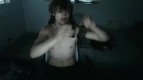 jerimiahslhong online show from November 2025 09:24:01 PM