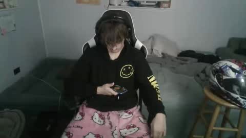 jerimiahslhong online show from November 2025 01:49:01 AM