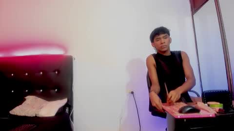 Snapshot of jero_tease_s7s chatting on February 2026 07:09:01 PM Jeronimo online show from February 2026 07:09:01 PM