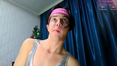 Snapshot of jerrybomb_ chatting on December 2024 10:02:02 PM Jerrybomb online show from December 2024 10:02:02 PM