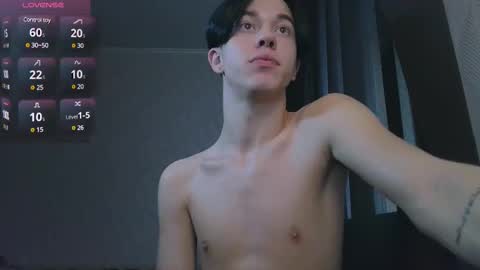 Snapshot of jerrybomb_ chatting on January 2025 10:55:02 AM Jerrybomb online show from January 2025 10:55:02 AM