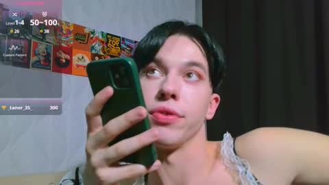 Snapshot of jerrybomb_ chatting on February 2025 06:16:01 PM Jerrybomb online show from February 2025 06:16:01 PM