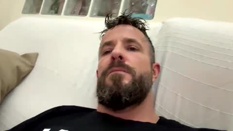 jesaj online show from December 2025 04:25:02 PM