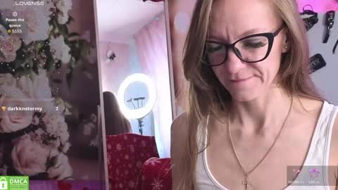 jesica_moon_peachyy online show from May 2026 03:01:01 AM