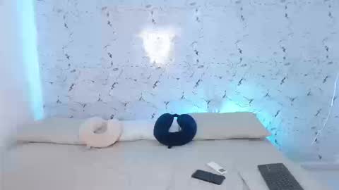 Hello we are Jesse and Dante. online show from September 2025 04:12:02 AM