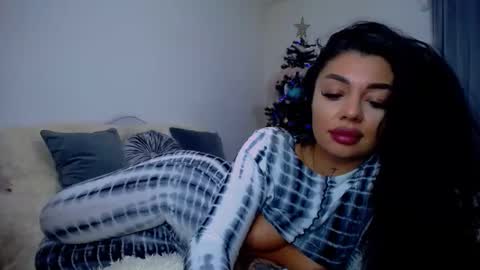 Snapshot of jessebella chatting on December 2024 07:10:01 AM jesse online show from December 2024 07:10:01 AM