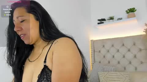 jessica__milf online show from May 2026 03:23:01 AM