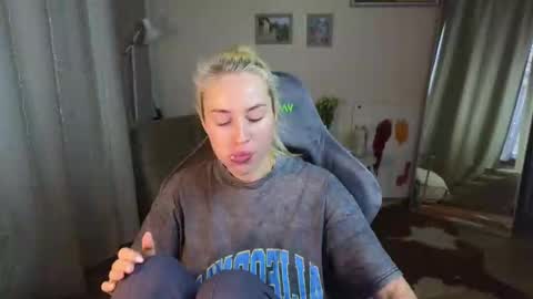 Jessy online show from February 2025 06:45:01 AM