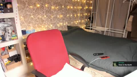 Snapshot of jessica_jane_ chatting on February 2025 12:19:01 AM Mila online show from February 2025 12:19:01 AM