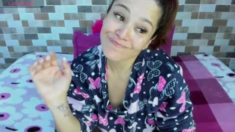 Snapshot of jessica_robertss chatting on April 2026 10:08:02 PM jessimodel independient online show from April 2026 10:08:02 PM