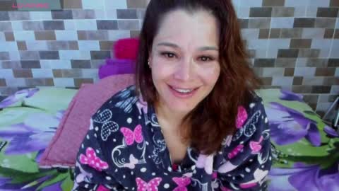 Snapshot of jessica_robertss chatting on May 2026 10:51:01 PM jessimodel independient online show from May 2026 10:51:01 PM