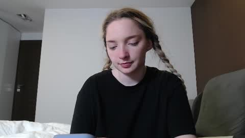 Snapshot of jessicahwinters chatting on June 2026 12:08:02 AM Jessica online show from June 2026 12:08:02 AM