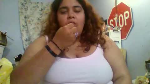 Snapshot of jessicarabbits4 chatting on May 2026 06:46:01 PM dovedianna online show from May 2026 06:46:01 PM