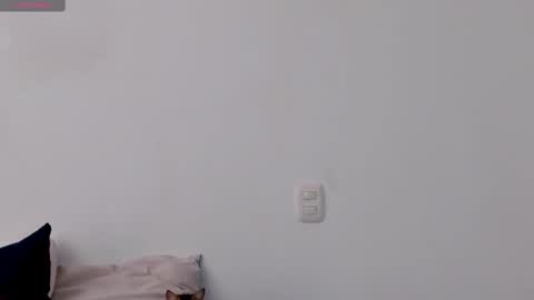 jessicared18 online show from December 2024 04:16:02 PM