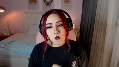 Snapshot of jessie_williams_01 chatting on January 2025 04:12:01 AM Your Sweet Angel online show from January 2025 04:12:01 AM