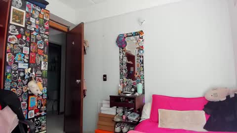 Snapshot of jessie_williams_01 chatting on January 2025 05:38:02 PM Your Sweet Angel online show from January 2025 05:38:02 PM