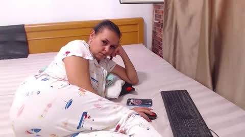 jessiestar3 online show from September 2025 04:07:01 PM