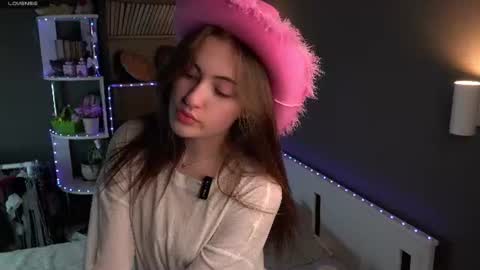 Snapshot of jessiezierden chatting on June 2026 01:20:02 PM Stacy online show from June 2026 01:20:02 PM