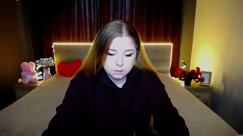 Jess online show from March 2026 07:37:02 AM