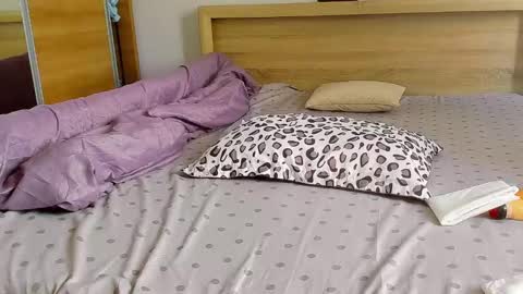 jesssica online show from March 2025 08:05:02 AM