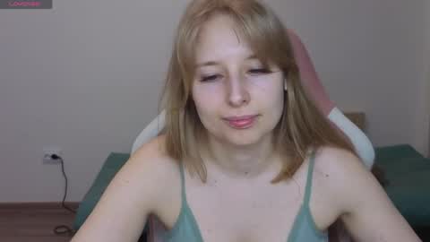 Jessy online show from April 2026 02:21:01 PM