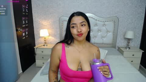 Snapshot of jessy_hall chatting on December 2024 09:45:02 AM Jessy online show from December 2024 09:45:02 AM