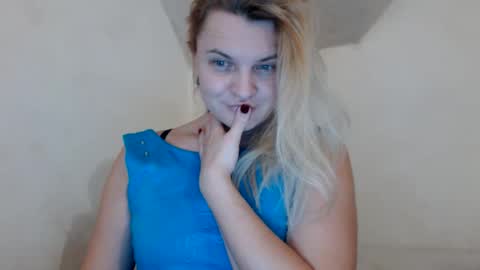jessyangels online show from February 2026 09:42:01 PM