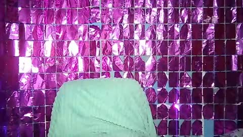 Snapshot of jet_clomet21 chatting on May 2026 02:12:02 PM Ale online show from May 2026 02:12:02 PM