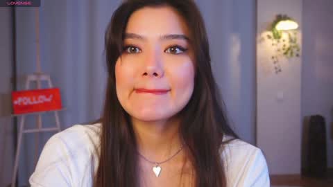 Hi all. My name is Naomi and Im glad to see you in my room  online show from January 2025 04:10:01 PM