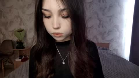 I am Gina ntmu Lets hit 10 Thumbs Up together online show from April 2026 07:36:01 AM