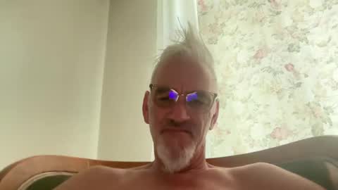 Snapshot of jewlronny chatting on June 2026 05:52:01 PM jewlronny online show from June 2026 05:52:01 PM